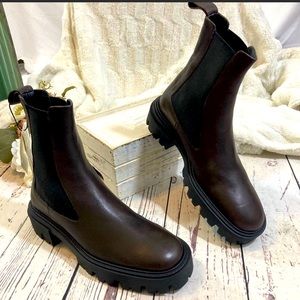 Zara Chocolate Brown Chunky Lug Sole Chelsea Leather Ankle Boots NWT - Size 9 US